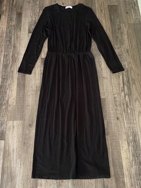 Find. Women’s Black jersey knit maxi dress